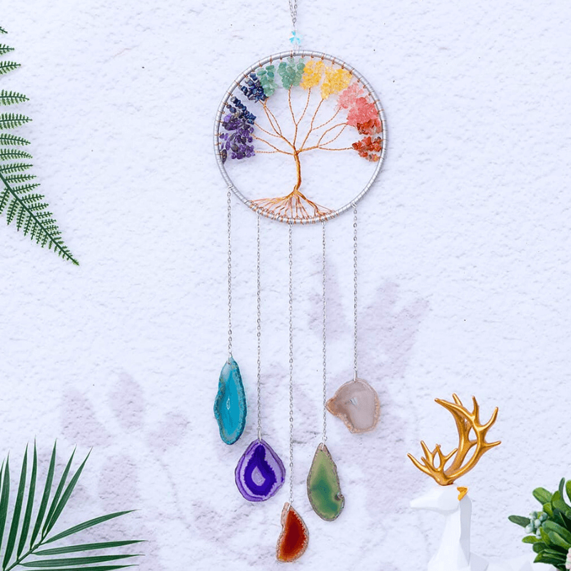 Filtro dos Sonhos, 7 Chakras, Pedras Naturais, Energia Equilibrada, Decoração Espiritual, Harmonia Interior, Renovação Energética, Ametista, Sodalita, Aquamarina, Aventurina Verde, Citrino, Aventurina Laranja, Jaspe Vermelho, Bem-Estar Holístico, Transformação Pessoal, Energia Positiva, Vida Equilibrada, Terapia de Pedras, Espiritualidade em Casa, Design Único, Meditação Guiada.